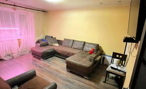 Продается 4-комнатная квартира 76м2 , 9 комплекс, номер 115984 - 1