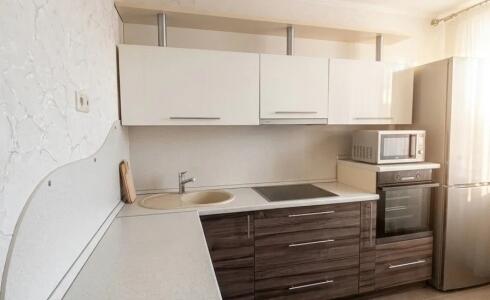 Продается 1-комнатная квартира 42м2 , 36 комплекс, номер 116681 - 2