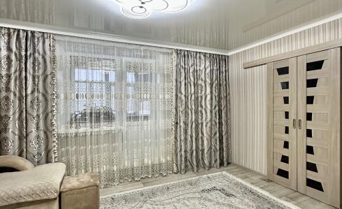 Продается 4-комнатная квартира 59м2 , 10 комплекс, номер 115795 - 6