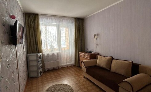 Продается 4-комнатная квартира 81м2 , 38 комплекс, номер 115947 - 8