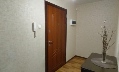 Продается 1-комнатная квартира 37м2 , 64 комплекс, номер 114480 - 7