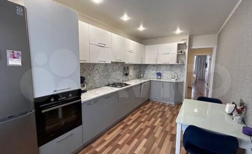 Продается 2-комнатная квартира 61м2 , 21 комплекс, номер 115612 - 6