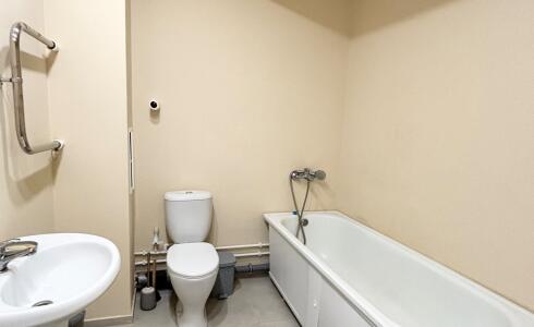 Продается 4-комнатная квартира 82м2 , 10 комплекс, номер 116353 - 9