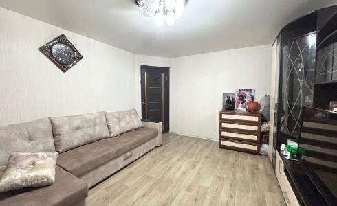 Продается 3-комнатная квартира 59м2 , 43 комплекс, номер 116334 - 7