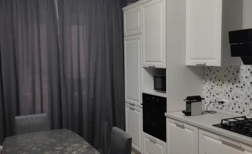 Продается 2-комнатная квартира 80м2 ,  комплекс, номер 111511 - 3