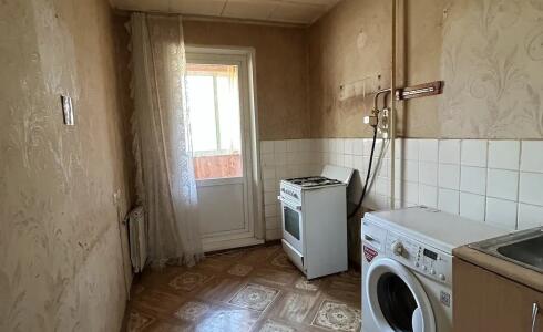 Продается 3-комнатная квартира 56м2 , 10 комплекс, номер 116626 - 7
