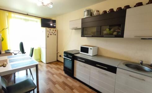 Продается 1-комнатная квартира 37м2 , 64 комплекс, номер 114480 - 2