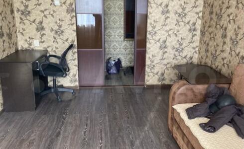 Продается 2-комнатная квартира 52м2 , 13 комплекс, номер 112316 - 18