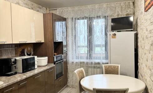 Продается 3-комнатная квартира 82м2 , 33 комплекс, номер 115326 - 4