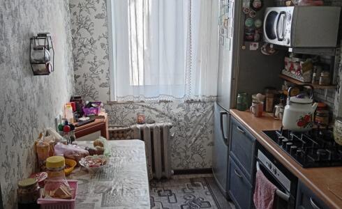 Продается 3-комнатная квартира 58м2 , 48 комплекс, номер 116235 - 2