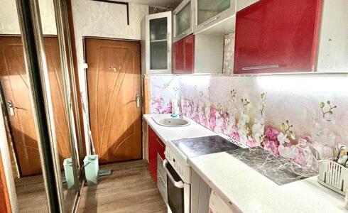 Продается комната 0м2 в 1 комн. квартире , 16 комплекс, номер 116374 - 5
