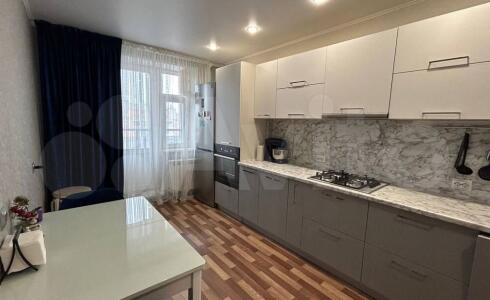 Продается 2-комнатная квартира 61м2 , 21 комплекс, номер 115612 - 1