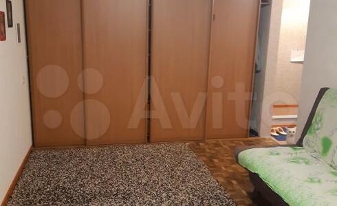 Продается 3-комнатная квартира 59м2 , 30 комплекс, номер 112226 - 6