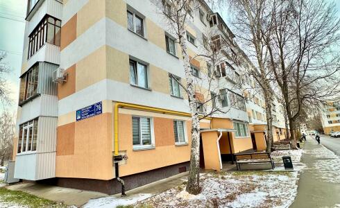 Продается 4-комнатная квартира 59м2 , 10 комплекс, номер 115795 - 21