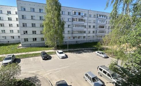 Продается 3-комнатная квартира 56м2 , 10 комплекс, номер 116626 - 1