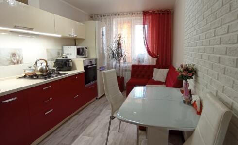 Продается 2-комнатная квартира 65м2 , 21 комплекс, номер 114639 - 2