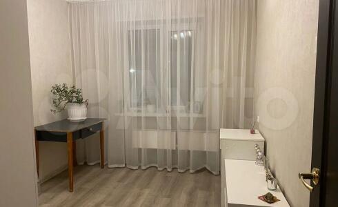 Продается 3-комнатная квартира 77м2 , 12 комплекс, номер 116546 - 3