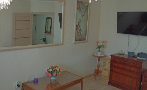 Продается 2-комнатная квартира 56м2 , 25 комплекс, номер 115524 - 3