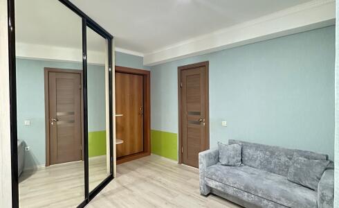 Продается 1-комнатная квартира 48м2 , 12 комплекс, номер 115651 - 6