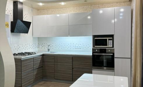 Продается 3-комнатная квартира 71м2 , 37 комплекс, номер 115531 - 2