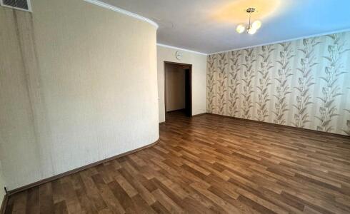 Продается 3-комнатная квартира 80м2 , 38 комплекс, номер 115958 - 4