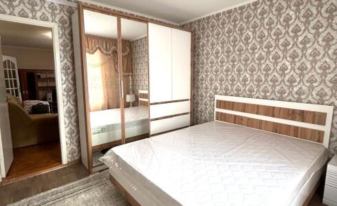 Продается 3-комнатная квартира 64м2 , 6 комплекс, номер 115976 - 3