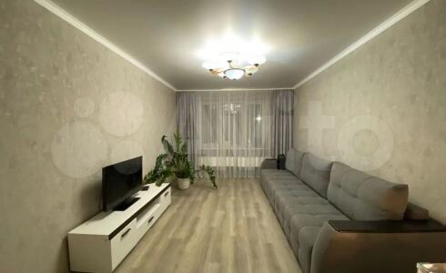 Продается 3-комнатная квартира 77м2 , 12 комплекс, номер 116546 - 1