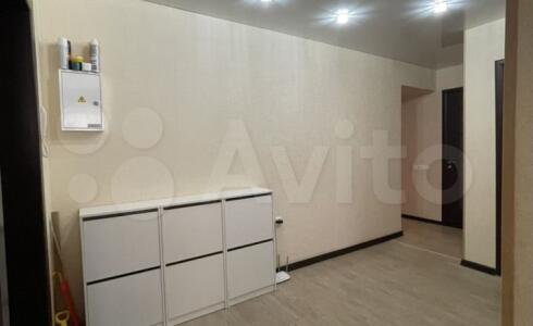 Продается 3-комнатная квартира 69м2 , 65 комплекс, номер 112288 - 1