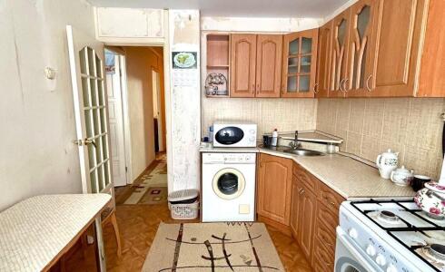 Продается 3-комнатная квартира 64м2 , 6 комплекс, номер 115976 - 11