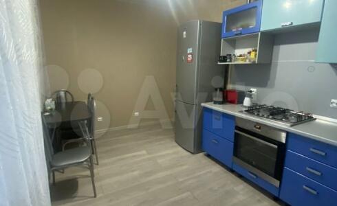 Продается 1-комнатная квартира 41м2 ,  комплекс, номер 112051 - 8