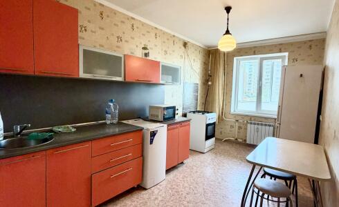 Продается 2-комнатная квартира 60м2 , 21 комплекс, номер 116675 - 1