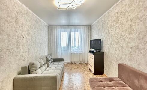 Продается 1-комнатная квартира 44м2 , 35 комплекс, номер 115982 - 3