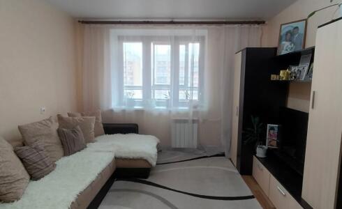 Продается 1-комнатная квартира 37м2 , 64 комплекс, номер 114480 - 5
