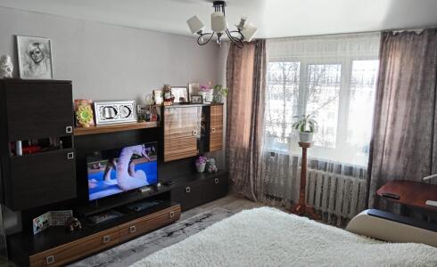 Продается 3-комнатная квартира 58м2 , 48 комплекс, номер 116235 - 1