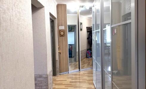 Продается 4-комнатная квартира 97м2 , 20 комплекс, номер 116633 - 10
