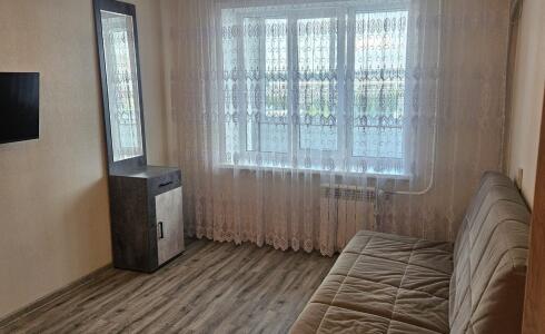 Продается 1-комнатная квартира 32м2 , 50 комплекс, номер 116657 - 4