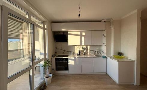 Продается 2-комнатная квартира 58м2 ,  комплекс, номер 114561 - 14