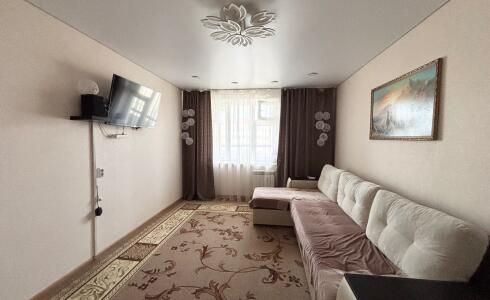 Продается 2-комнатная квартира 64м2 , 21 комплекс, номер 115179 - 2