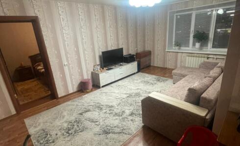 Продается 4-комнатная квартира 73м2 , 17 комплекс, номер 115766 - 2