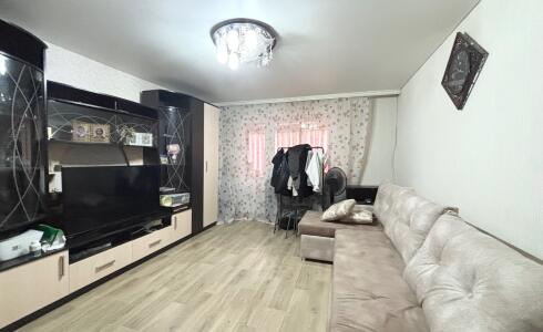 Продается 3-комнатная квартира 59м2 , 43 комплекс, номер 116334 - 8