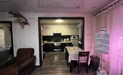 Продается 4-комнатная квартира 76м2 , 9 комплекс, номер 115984 - 2