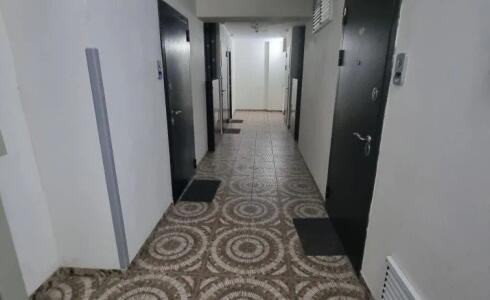 Продается 1-комнатная квартира 38м2 , 58 комплекс, номер 116569 - 7