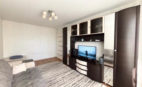 Продается 2-комнатная квартира 44м2 , 5 комплекс, номер 116356 - 3